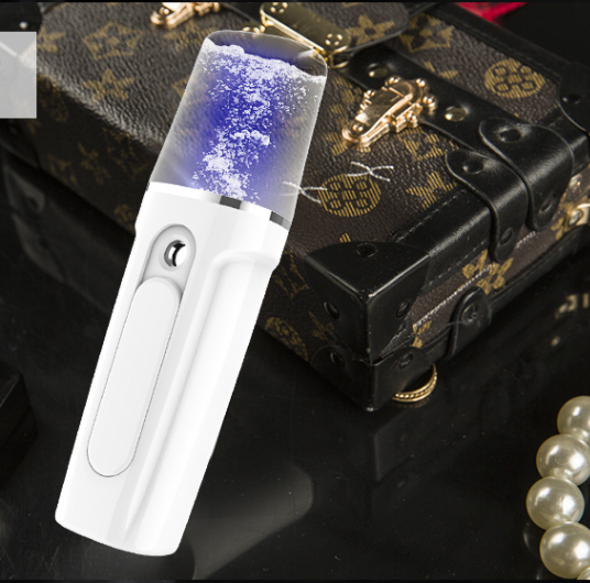 Appareil de beauté faciale hydratant pour le visage avec batterie de chargement USB