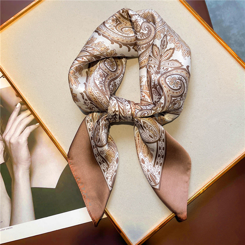 Foulard en soie imprimé vintage pour femme