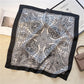 Foulard en soie imprimé vintage pour femme