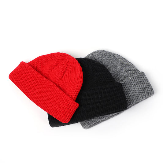 Chapeau en laine tricoté
