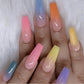 Ongles de ballet longs avec des gouttelettes d'eau plates et pointues