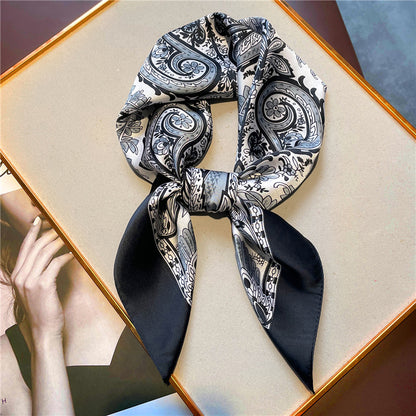 Foulard en soie imprimé vintage pour femme