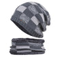 Chapeau d'hiver, pull, bavoir et fil moelleux