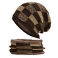 Chapeau d'hiver, pull, bavoir et fil moelleux